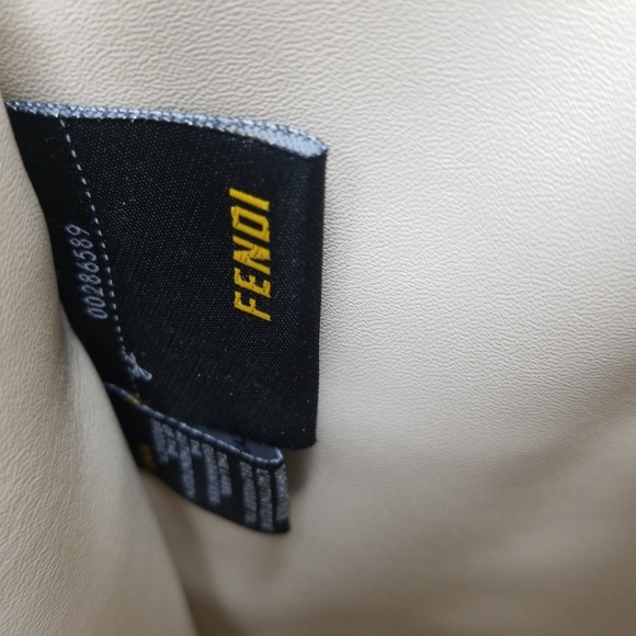 around the waist bolsa